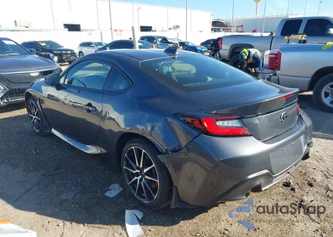 2024 Toyota Gr 86 z USA, uszkodzony, nr VIN JF1ZNBB12R9754834